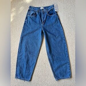 Etica Relaxed Fit Iris Barrel Jean 27 NWT